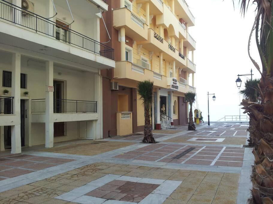 Cozy Seaside Apartment Loutraki Zewnętrze zdjęcie