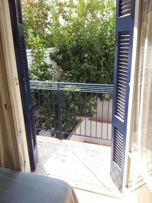 Cozy Seaside Apartment Loutraki Zewnętrze zdjęcie
