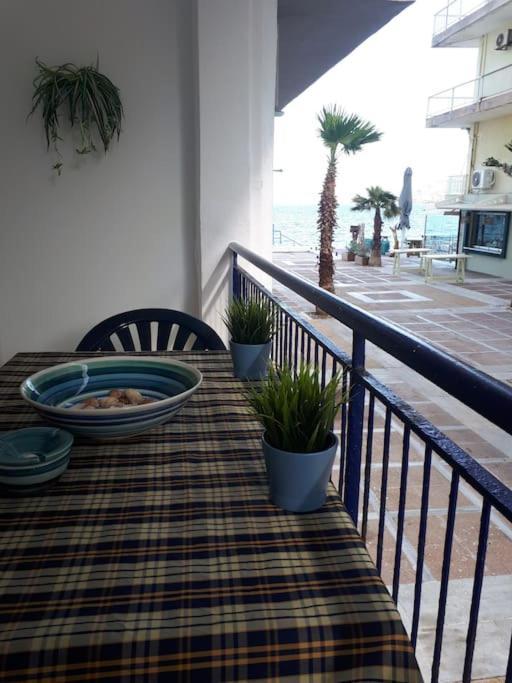 Cozy Seaside Apartment Loutraki Zewnętrze zdjęcie